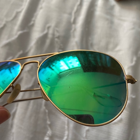 Green Ray-ban aviators - Picture 3 of 5